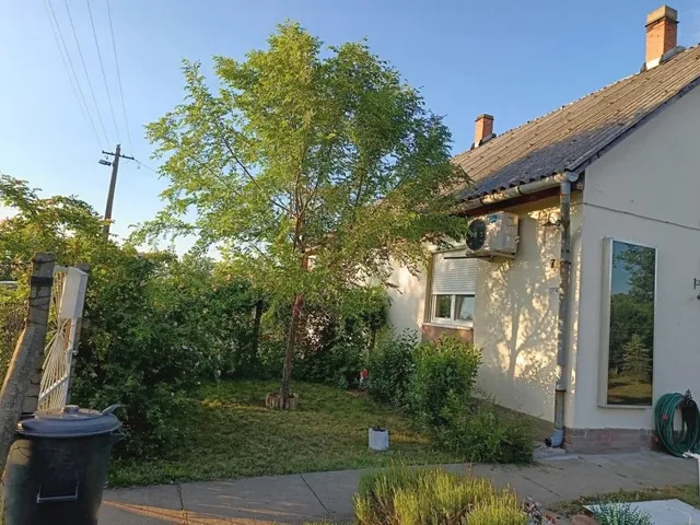 Eladó ház Szentes, Kajánújfalu 41 nm