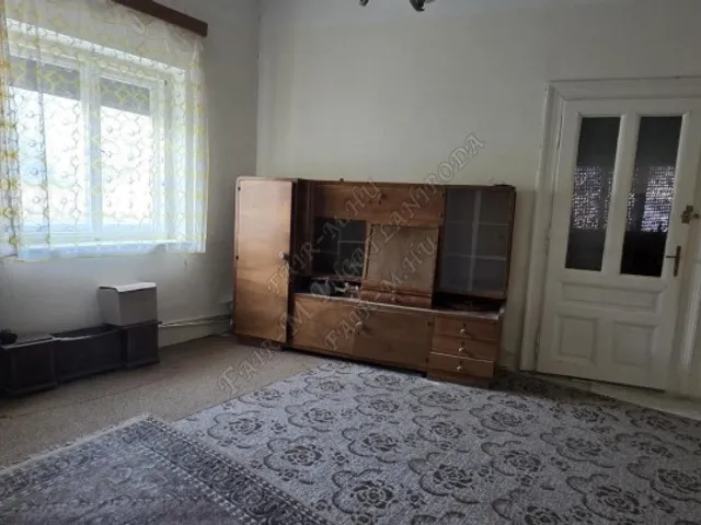 Eladó ház Hódmezővásárhely 186 nm