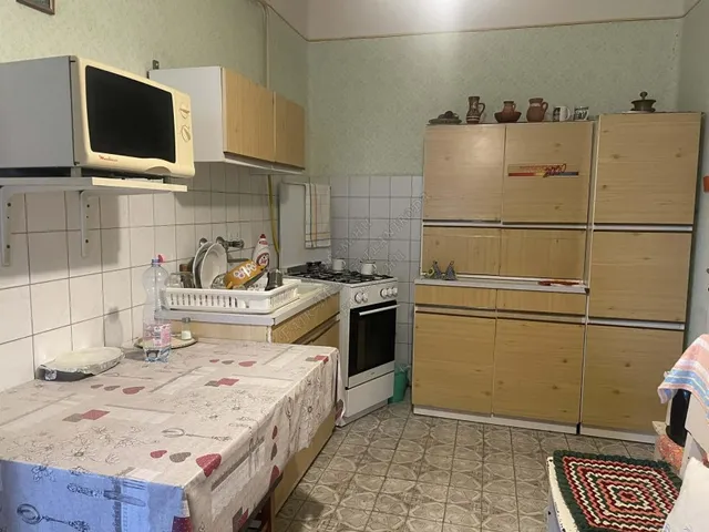 Eladó ház Szentes, Kisér 87 nm