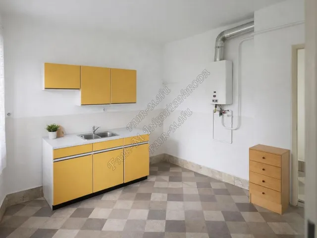 Eladó ház Hódmezővásárhely 43 nm