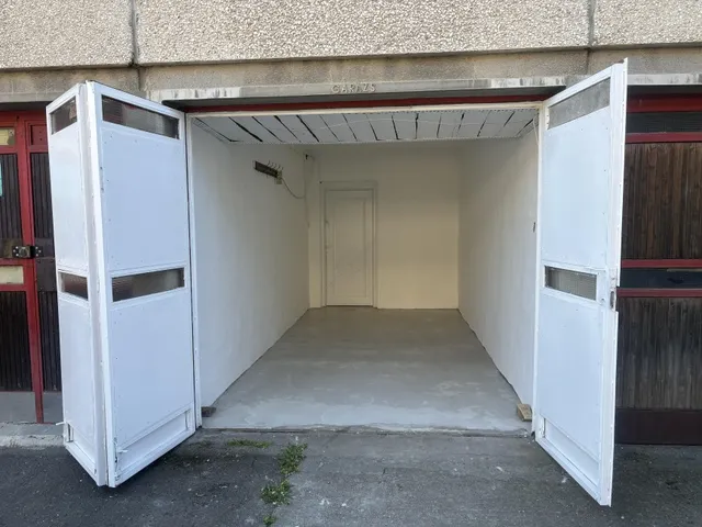 Eladó garázs Hódmezővásárhely, Belváros 15 nm