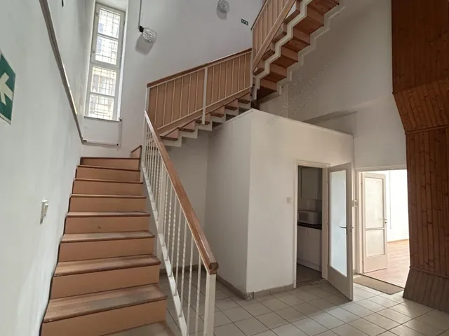 Eladó lakás Hódmezővásárhely, Belváros 124 nm