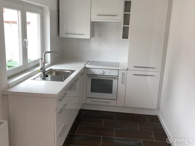 Kiadó ház Kecskemét, Árpádváros 61 nm