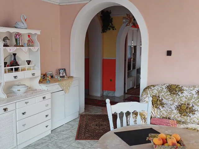 Eladó ház Miskolc, Szirma, Berekkert 163 nm