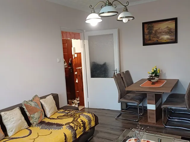 Eladó lakás Miskolc, Győri kapu 35 nm