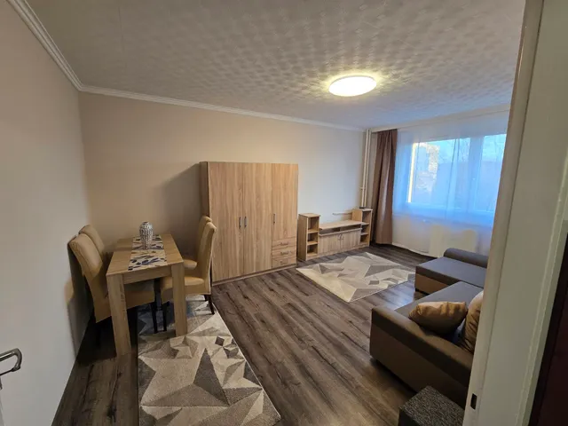 Kiadó lakás Miskolc, Győri kapu 35 nm