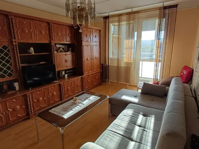 Eladó lakás Miskolc, Avas 61 nm