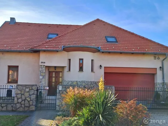 Eladó ház Bóly 184 nm