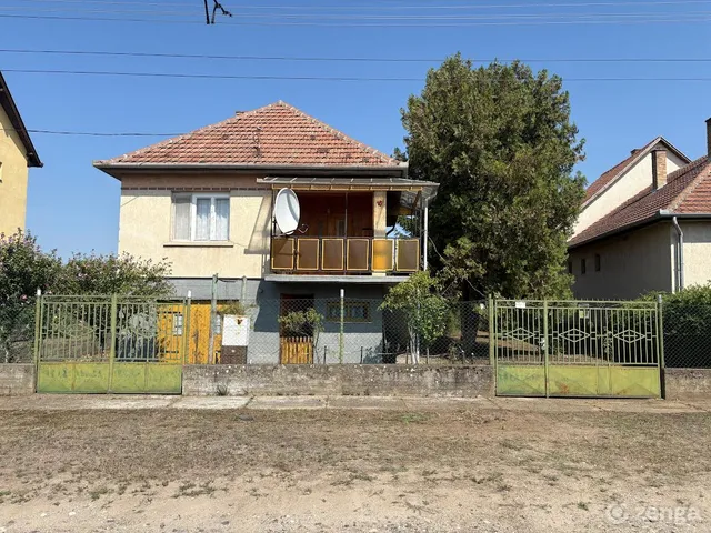 Eladó ház Tápiószecső 175 nm
