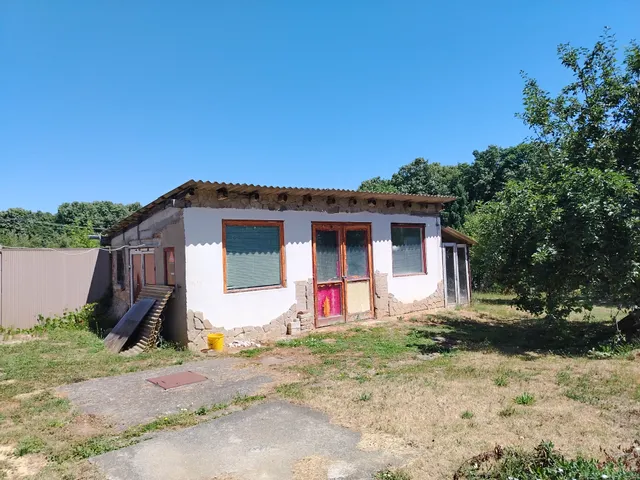 Eladó üdülő és hétvégi ház Kaposvár, Zselic-kertváros, Galagonya 54 nm