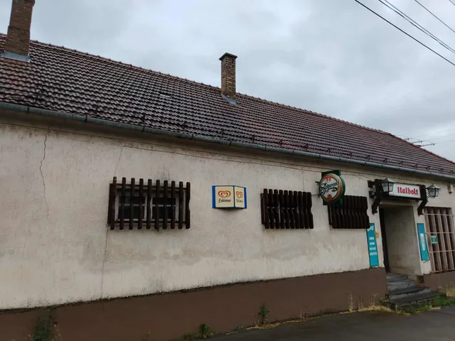 Eladó ház Szabadi 300 nm
