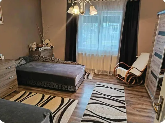 Eladó ház Kaposvár, Toponár 160 nm