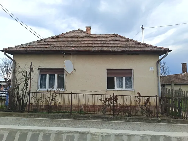 Eladó ház Kadarkút 70 nm