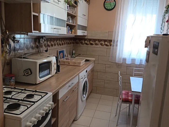 Eladó lakás Kaposvár, Északnyugati városrész, Petőfi 54 nm