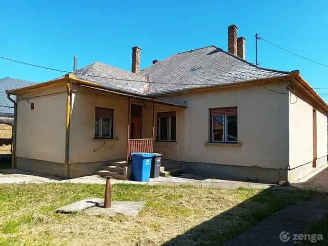 Eladó ház Bóly 150 nm