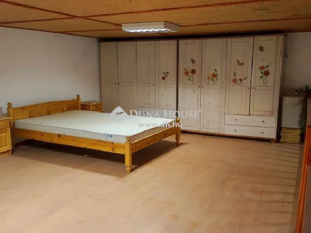 Kiadó kereskedelmi és ipari ingatlan Felsőpakony 2157 nm