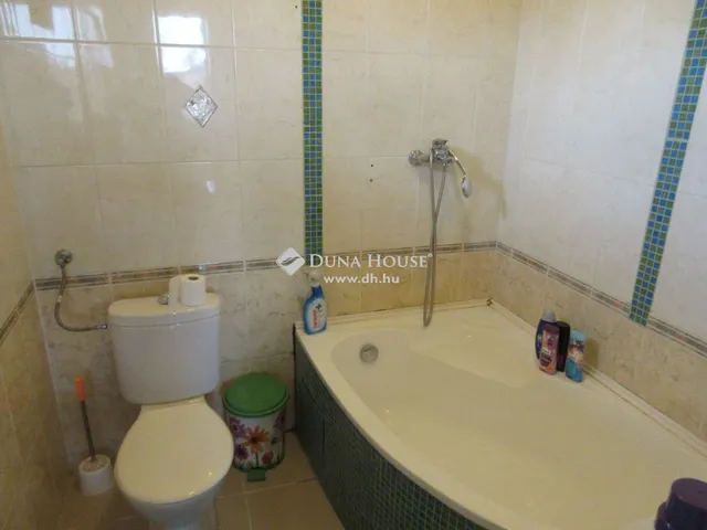 Eladó ház Budapest XVIII. kerület 195 nm