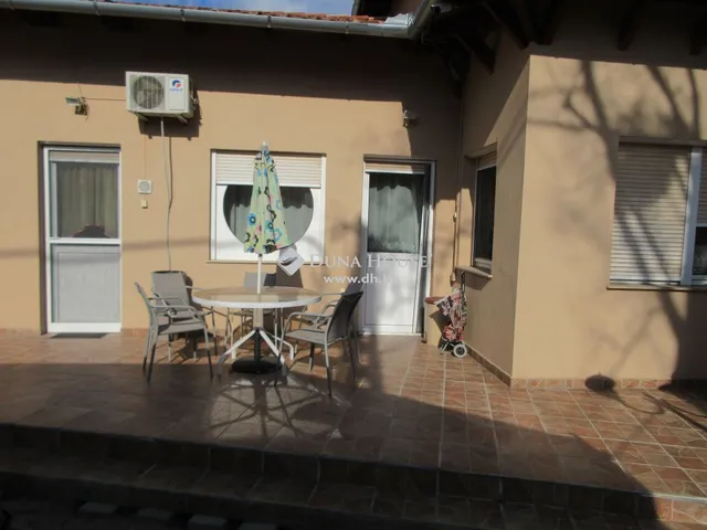 Eladó ház Budapest XVIII. kerület 195 nm