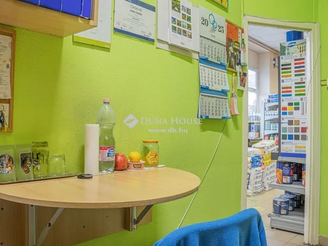 Eladó kereskedelmi és ipari ingatlan Budapest XX. kerület 60 nm