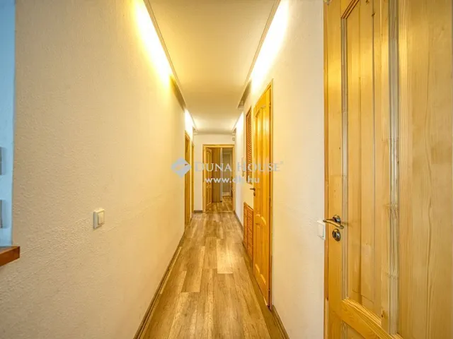 Eladó ház Budapest XVIII. kerület 193 nm