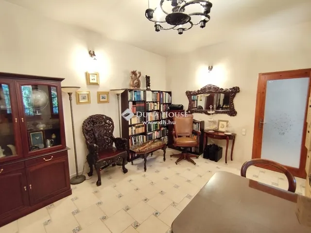 Eladó ház Budapest XXI. kerület 262 nm