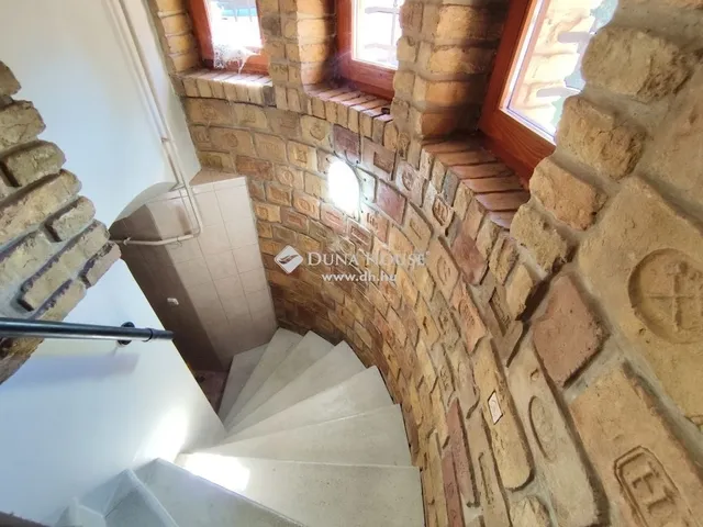 Eladó ház Budapest XXI. kerület 262 nm