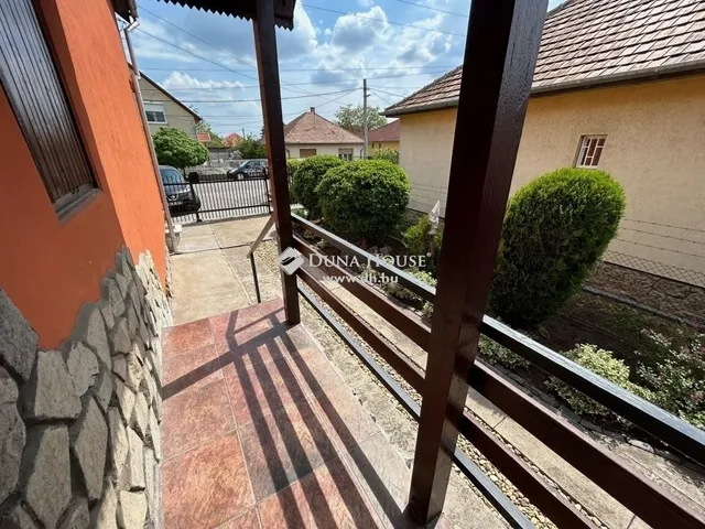 Eladó ház Vecsés 145 nm