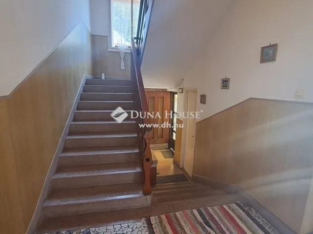 Eladó ház Vecsés 190 nm