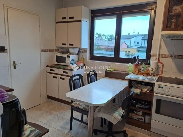 Eladó ház Budapest XXI. kerület 305 nm