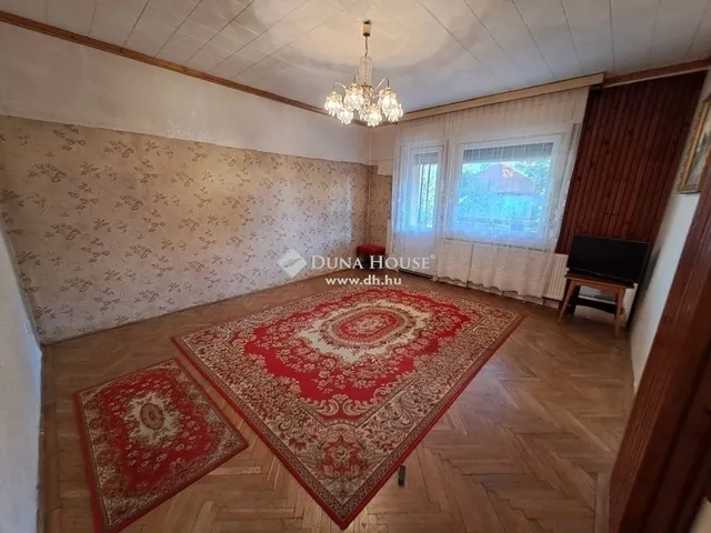 Eladó ház Budapest XXI. kerület 305 nm