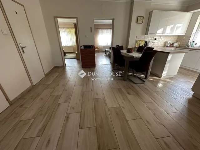 Eladó ház Budapest XXI. kerület 240 nm