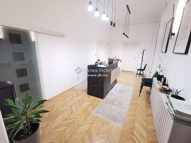 Eladó lakás Budapest IX. kerület 102 nm