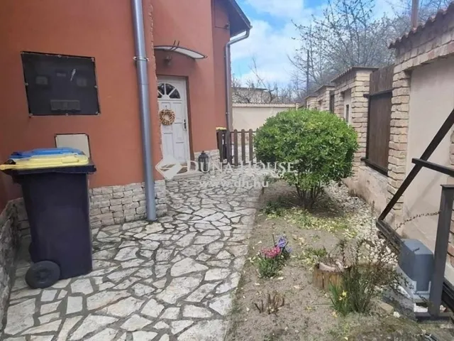 Eladó ház Budapest XVIII. kerület 89 nm