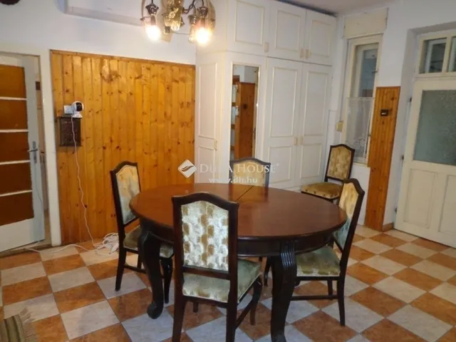 Eladó ház Budapest XVIII. kerület 153 nm