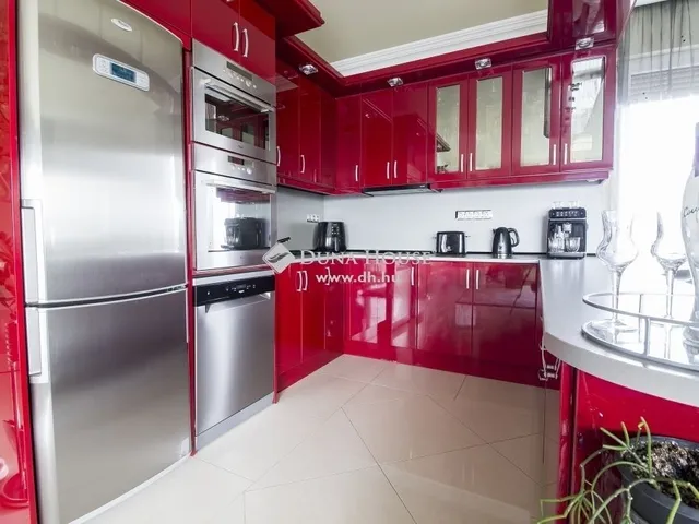 Eladó lakás Budapest XI. kerület 110 nm