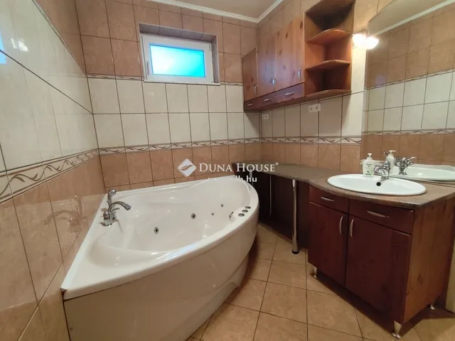 Eladó ház Alsónémedi 343 nm