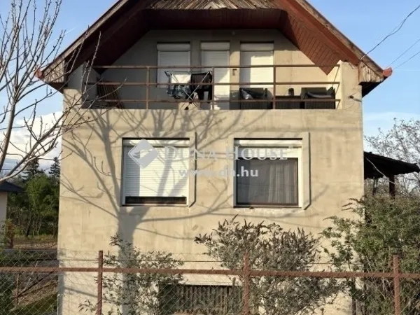 Eladó ház Tápiószecső 102 nm