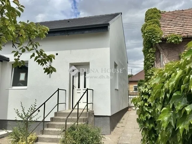 Eladó ház Budapest XVIII. kerület 102 nm
