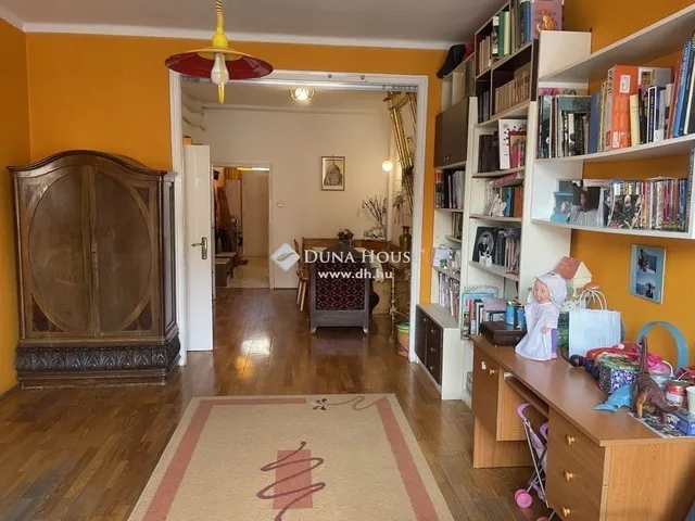 Eladó lakás Budapest VIII. kerület, II. János Pál pápa tér 72 nm