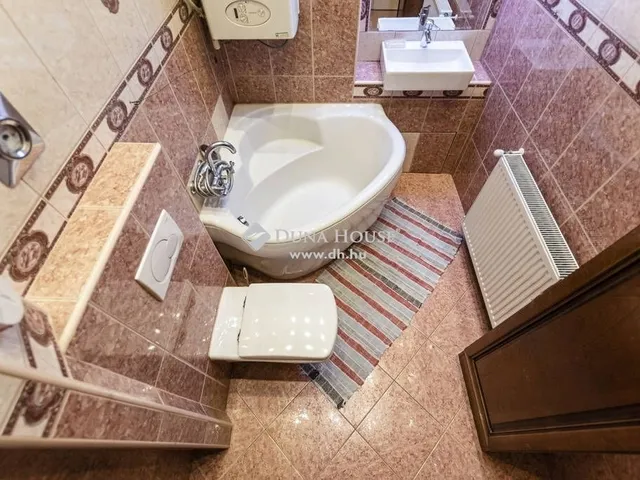 Eladó lakás Budapest VIII. kerület 66 nm