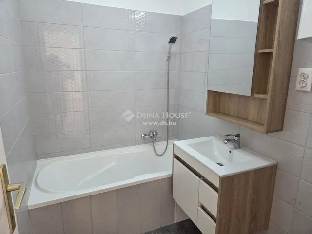 Eladó lakás Budapest VIII. kerület 52 nm