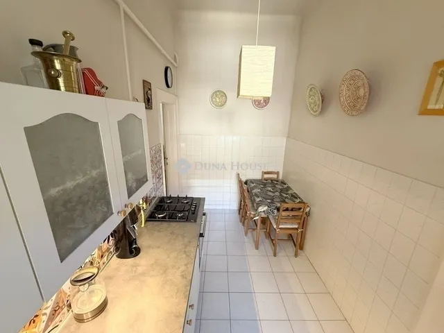 Eladó lakás Budapest VIII. kerület 78 nm