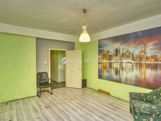 Eladó lakás Budapest XXI. kerület 33 nm