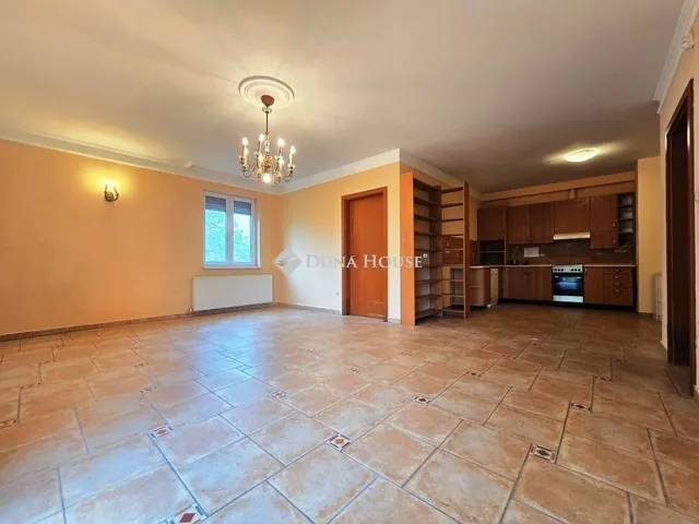 Eladó lakás Tárnok 77 nm