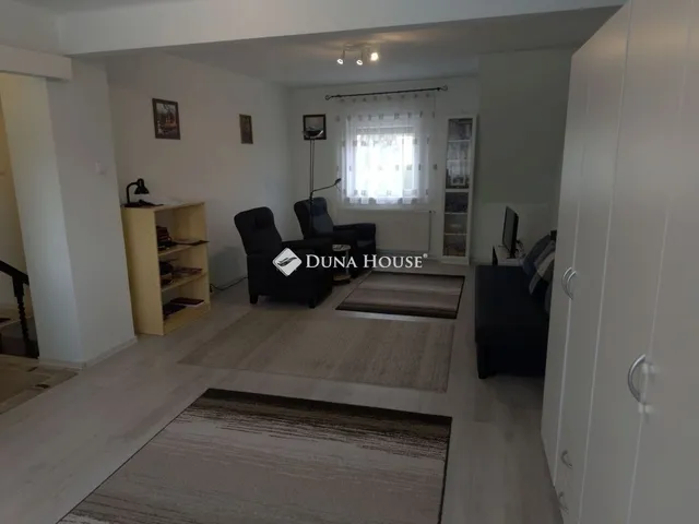 Eladó ház Budapest XX. kerület 198 nm