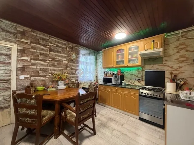 Eladó mezőgazdasági ingatlan Örkény 74 nm