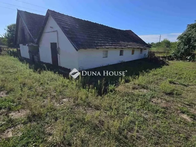 Eladó mezőgazdasági ingatlan Lajosmizse 80 nm