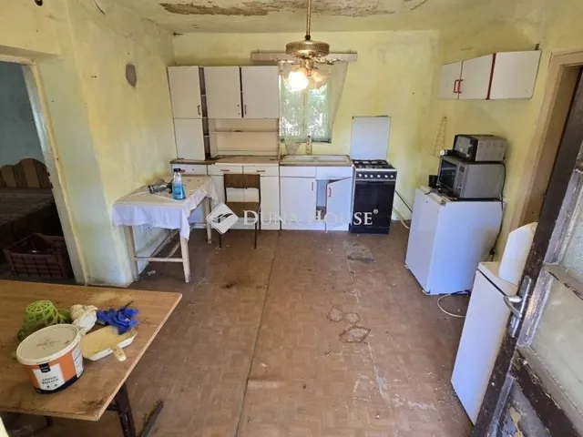 Eladó mezőgazdasági ingatlan Lajosmizse 80 nm