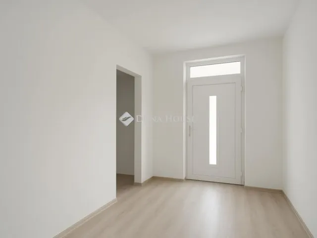 Eladó ház Monor 97 nm