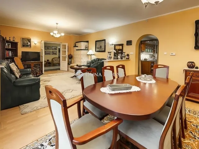 Eladó ház Táborfalva 145 nm